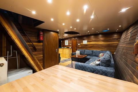 3 bedroom houseboat for sale, M V Bendix, Rochford, SS4