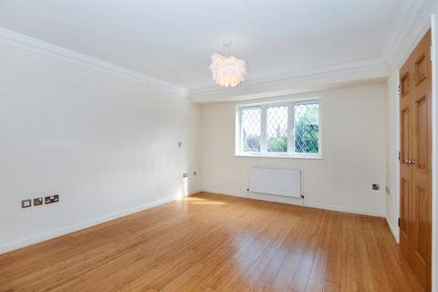 5 bedroom house to rent - Ridgemead Close Southgate N14