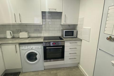 2 bedroom apartment to rent, Marriotts Wharf, West Street, Gravesend, Kent, DA11 0BG