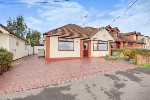 3 bedroom detached bungalow for sale - Guernsey Gardens, Wickford, SS11