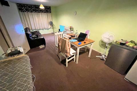 99 Exeter Road, Dagenham, RM10 8TP
