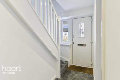 1a Thomson Crescent, Croydon, CR0 3JT