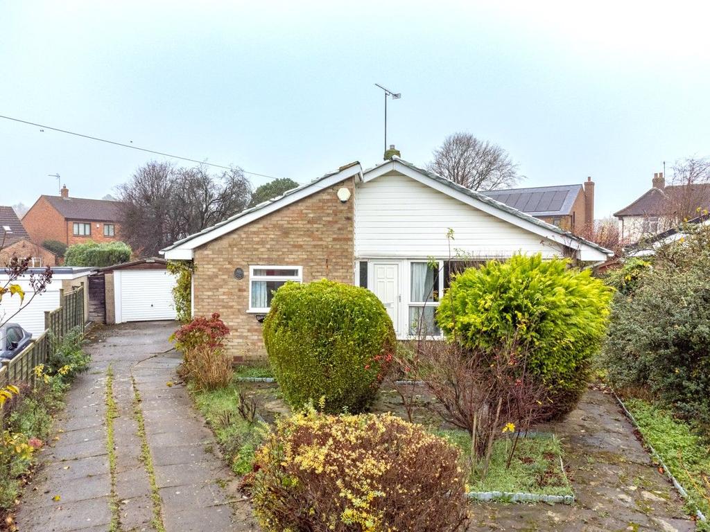 Park Gate, Knaresborough 3 bed bungalow £360,000