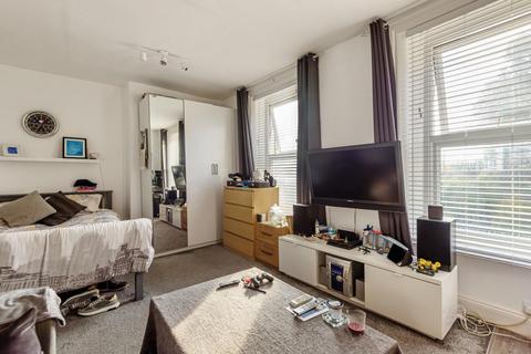 4 Cambridge Road, London, SE20 7XL