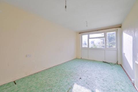 1 bedroom flat for sale - Cornford Grove, Balham, London, SW12