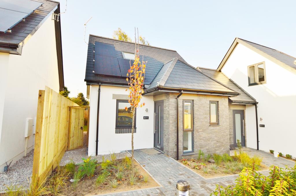 Maureen Close, Poole BH12 2 bed chalet for sale £350,000