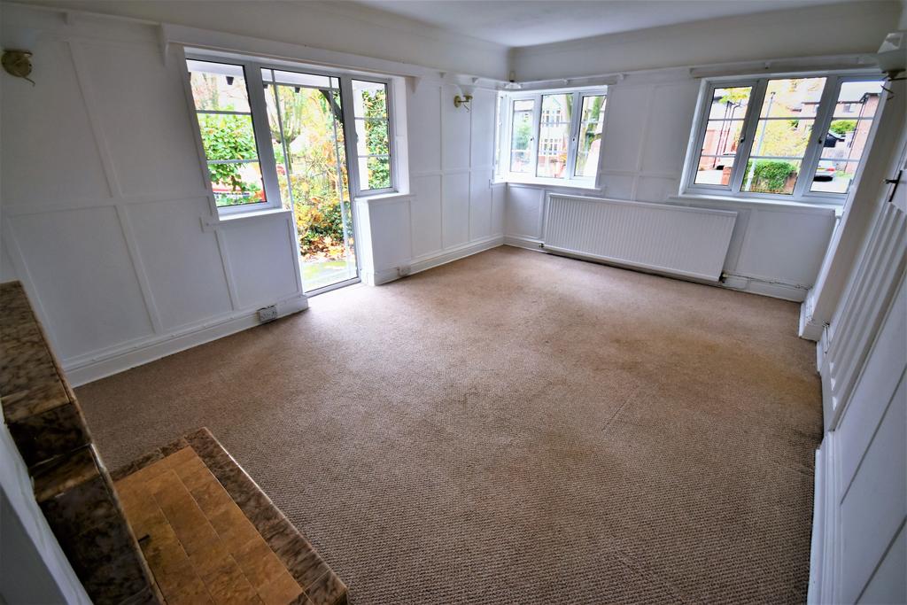 Park Avenue, Wrexham, LL12 5 bed detached house £1,200 pcm (£277 pw)