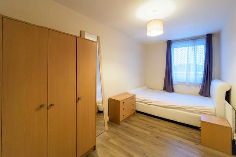 undefined, Royal Court, Queen Marys Avenue, Watford, Hertfordshire, WD18 7JN