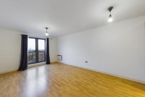 2 bedroom apartment for sale - Queens Court, BBC Building, Hull