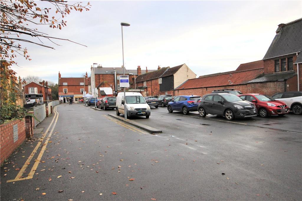 Land Off, Southgate, Sleaford, Lincolnshire, NG34 Plot for sale £600,000