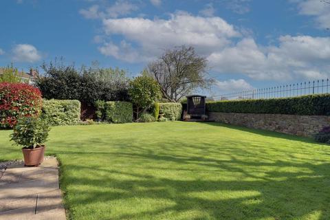 33 Fair View, Pontefract, WF8 3NT
