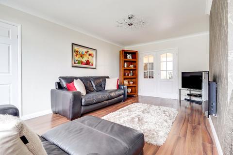 33 Fair View, Pontefract, WF8 3NT