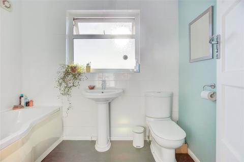 3 bedroom semi-detached house for sale - Easthill Drive, Portslade, East Sussex, BN41