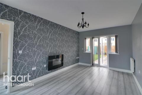 3 bedroom detached house to rent - Athena Close