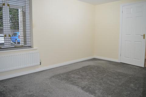 2 bedroom ground floor flat to rent, Poole, Dorset
