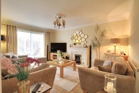 18 Tribune Close, Chatteris, PE16 6UY