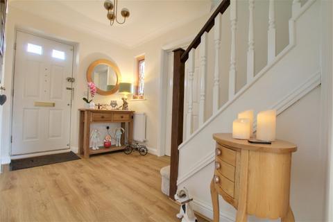 18 Tribune Close, Chatteris, PE16 6UY