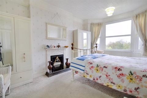 3 bedroom detached house for sale - Hunt Street, Old Town, Swindon, SN1