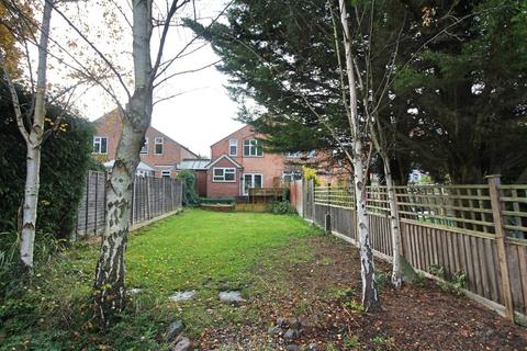 3 bedroom semi-detached house for sale - Grange Road, Wigston, Leicester