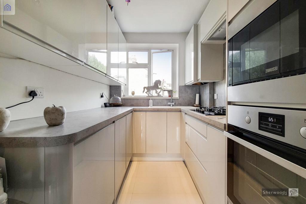 Kitchen 01