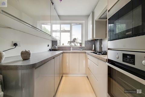 2 bedroom flat for sale, Lexham Gardens, London