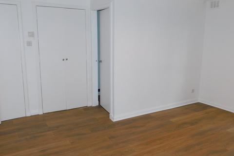 1 bedroom apartment to rent, The Vennel, Linlithgow