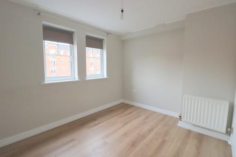 2 bedroom flat to rent - 12 Trevithich House