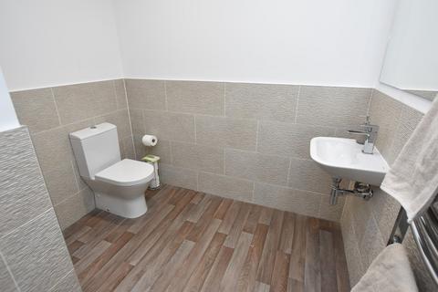 99 Douglas Davidson Drive, Rattray, Blairgowrie, PH10 7FG