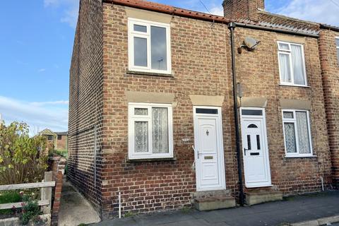 2 bedroom end of terrace house for sale - Gibson Street, Driffield