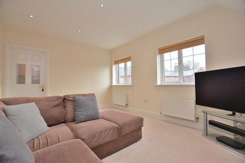 2 bedroom apartment to rent, Cutlers Court, Radcliffe-on-trent