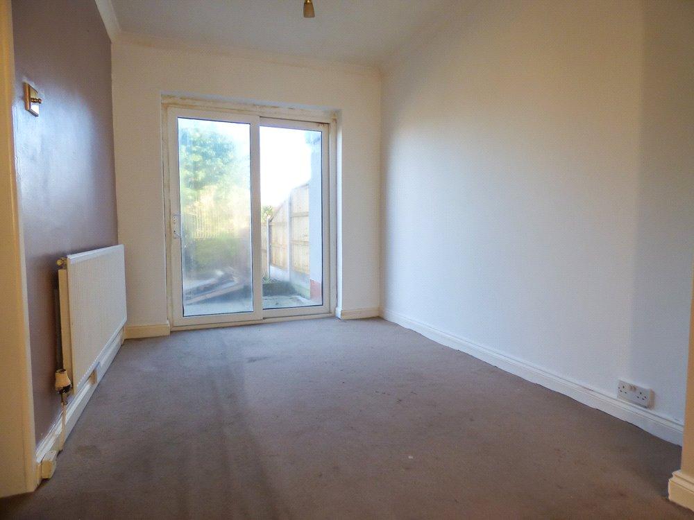 Sandhurst Avenue, Bispham, Blackpool 3 bed semidetached house £127,500