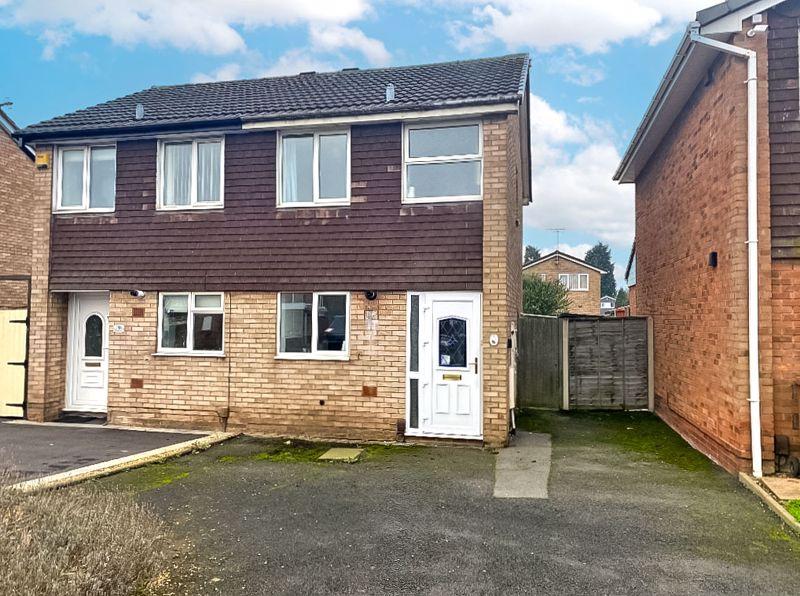 Oakridge Drive, Willenhall 2 bed semidetached house for sale £150,000