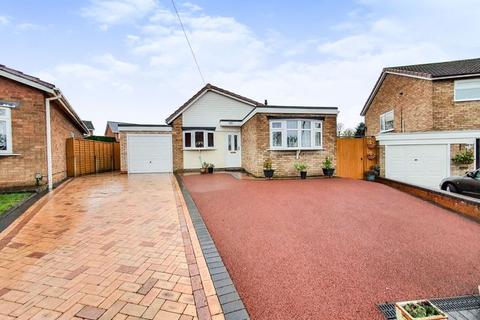 2 bedroom detached bungalow for sale, Eastwood Avenue, Burntwood, WS7 2DX