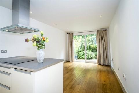 2 bedroom apartment for sale, Saffron House, 7 Woodman Mews, Kew, Surrey, TW9