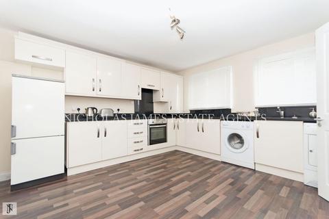 4 bedroom apartment to rent - Bramley Road, Oakwood, London N14