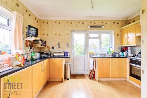 83 Cecil Avenue, Hornchurch, RM11 2ND