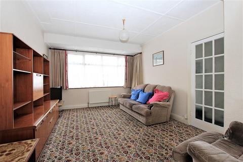 80 York Road, Chingford, London, E4 8LA