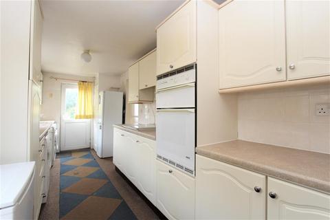 80 York Road, Chingford, London, E4 8LA