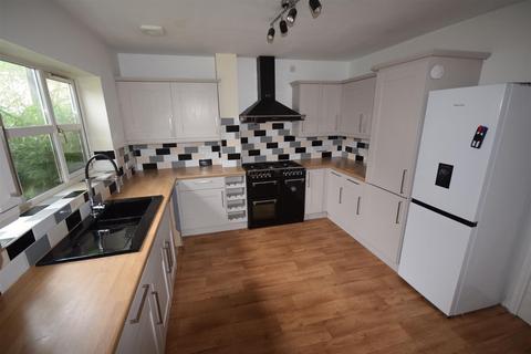 4 bedroom terraced house for sale - Grayling Close, Calne