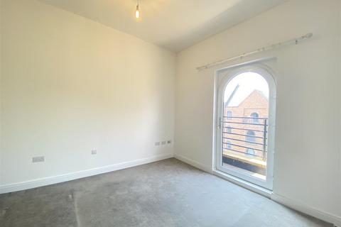 75 Argyle Close, Stourbridge, DY8 4XT