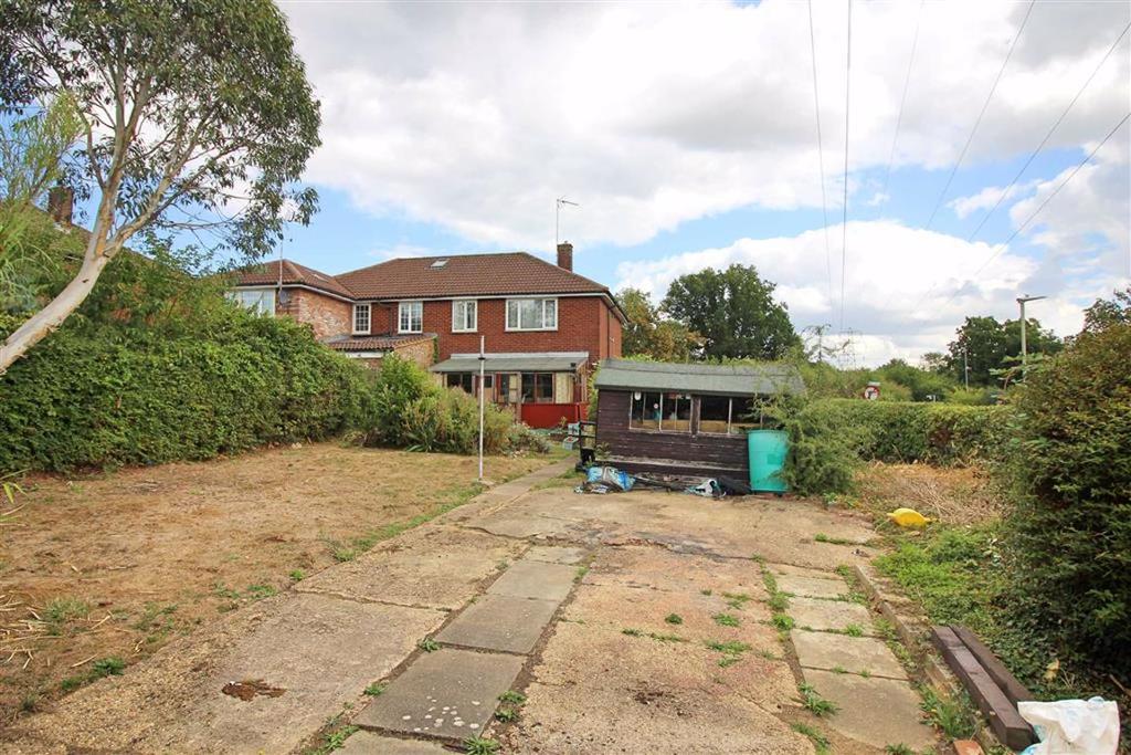 Cowley Hill, Borehamwood, Herts 3 bed semidetached house £540,000