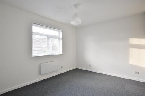 undefined, Adams Close, Wellingborough