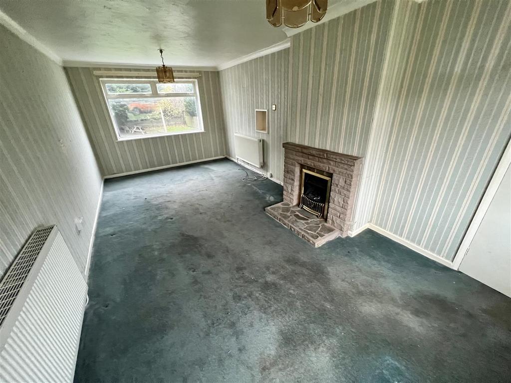 Arlescote Road, Solihull 3 bed semidetached house £250,000