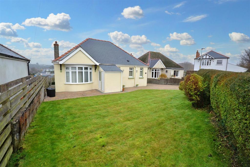 Windsor Way, Haverfordwest 3 bed detached bungalow for sale £300,000