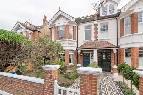 8 Kitson Road, London, SW13 9HJ