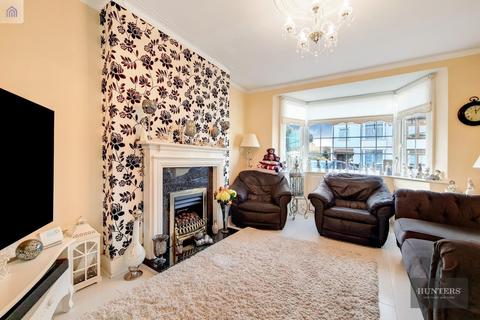 22 Willow Road, Romford, RM6 6UT