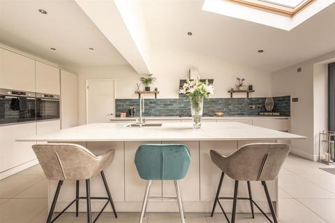 28 Little Sutton Lane, Sutton Coldfield, B75 6PB