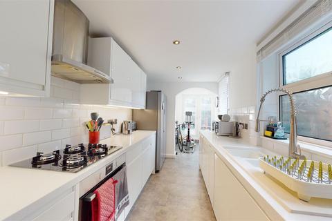 22 Cyprus Road, Faversham, ME13 8HB