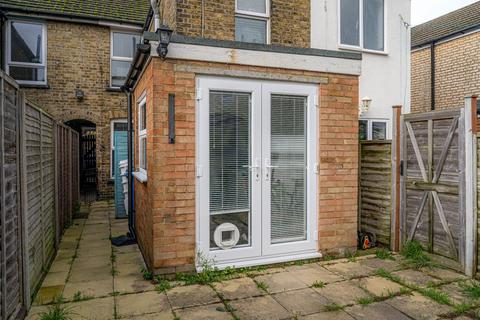 22 Cyprus Road, Faversham, ME13 8HB