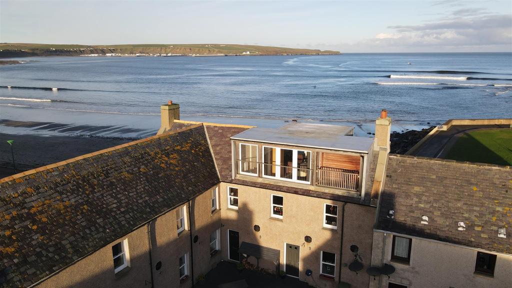 The Marine Shore Street Thurso Caithness KW14 8BN 6 bed house for sale £425,000